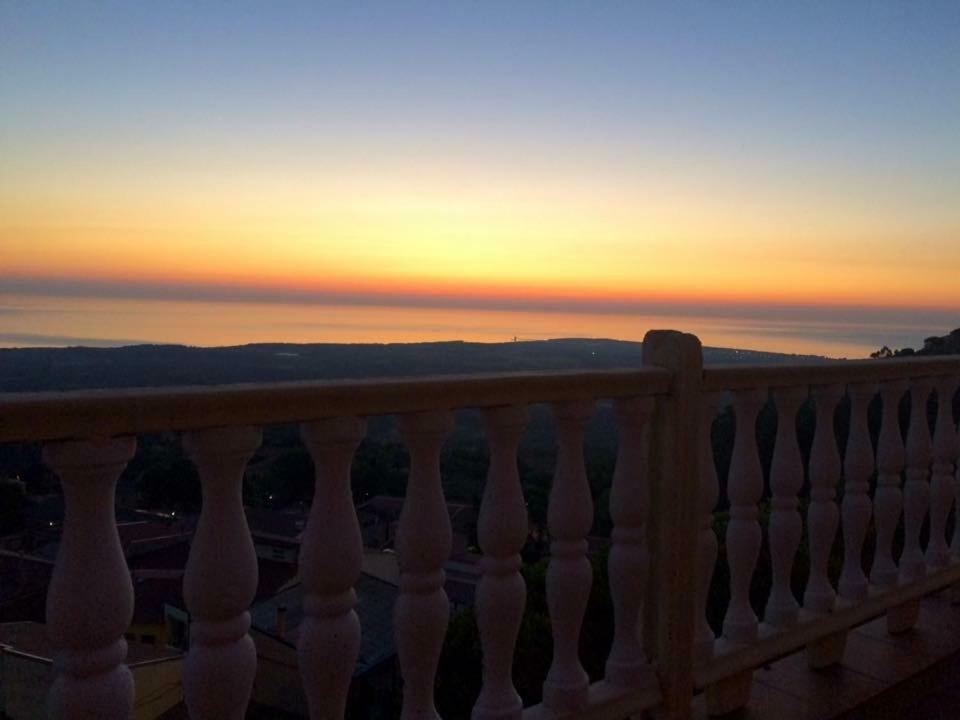Belvedere Di Ciro' Екстериор снимка